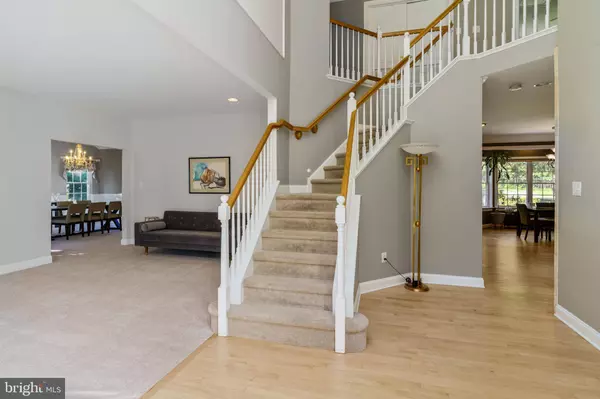 7 JOHN SLOAN, Marlton, NJ 08053