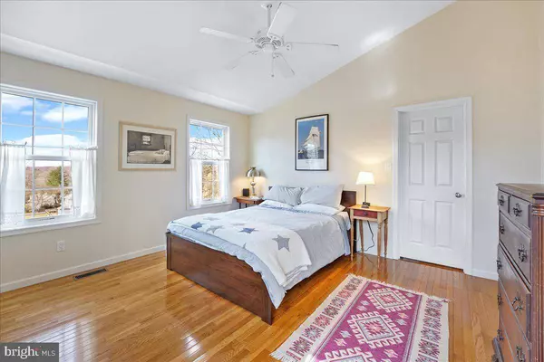 19 SCHOOL LN, West Chester, PA 19382