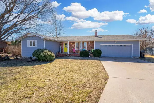 615 Terrace, Newton, KS 67114