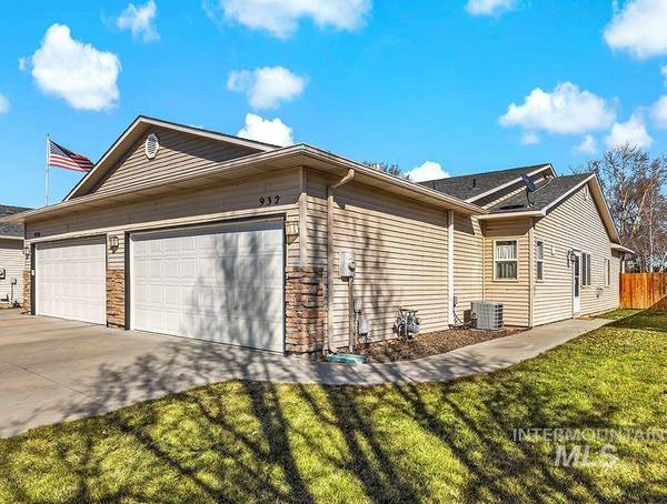 932 S Diamond St, Nampa, ID 83686