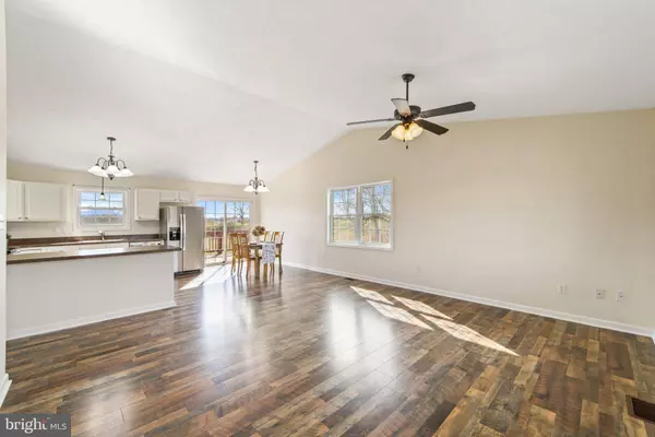 564 MILL RD, Woodstock, VA 22664