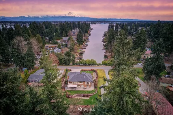 18403 17th ST E, Lake Tapps, WA 98391