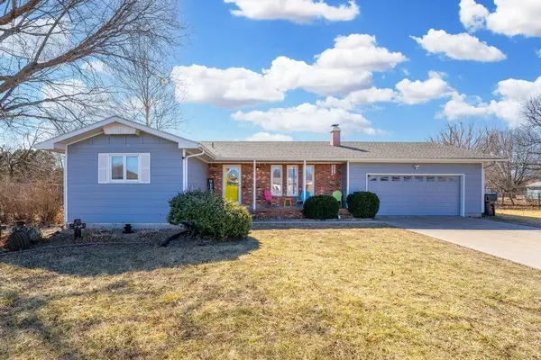 615 Terrace, Newton, KS 67114