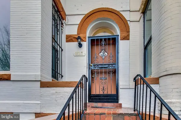 1517 1ST ST NW, Washington, DC 20001
