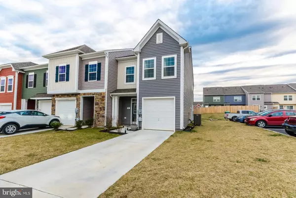 56 HEALEY CT, Bunker Hill, WV 25413