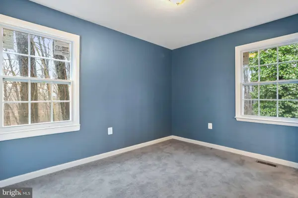 430 BURKETT RD, Harpers Ferry, WV 25425