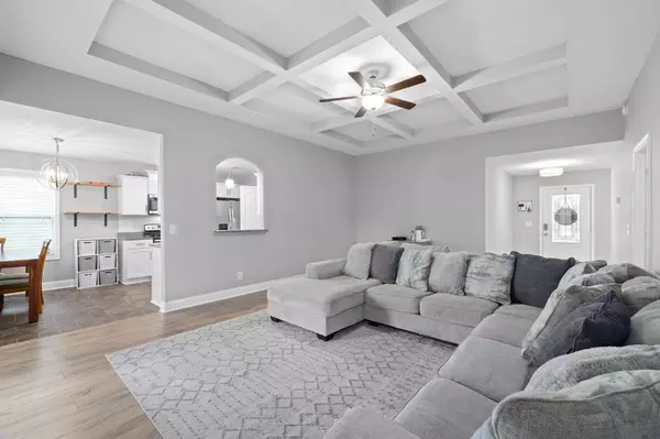 579 Tracy Ln, Clarksville, TN 37040