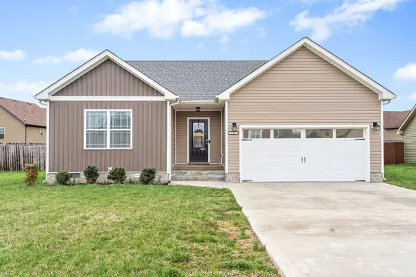 579 Tracy Ln, Clarksville, TN 37040