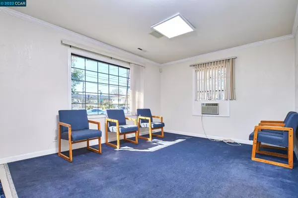 1980 Beach St, Concord, CA 94519