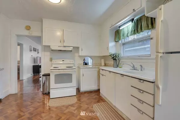 2320 S Cushman AVE, Tacoma, WA 98405