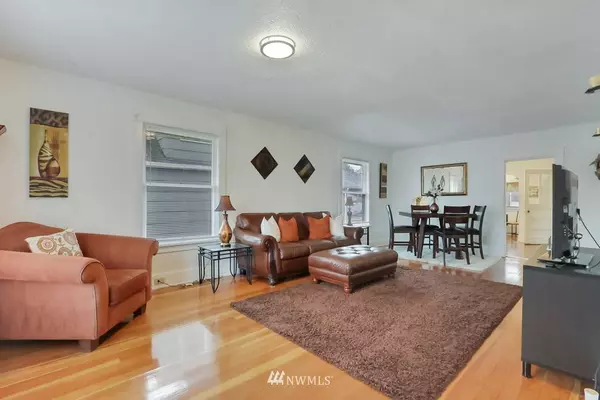 2320 S Cushman AVE, Tacoma, WA 98405