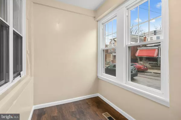 821 E WOODLAWN AVE, Philadelphia, PA 19138