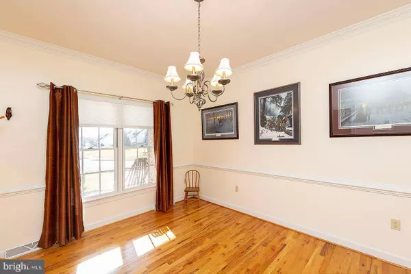 329 CHELTENHAM DR, Stephens City, VA 22655