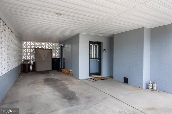 230 EMPIRE AVE, Blackwood, NJ 08012