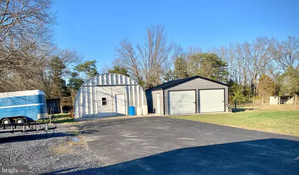 5616 STRASBURG RD, Strasburg, VA 22657