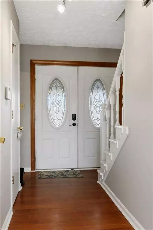 1064 Richwood DR, Avon, IN 46123