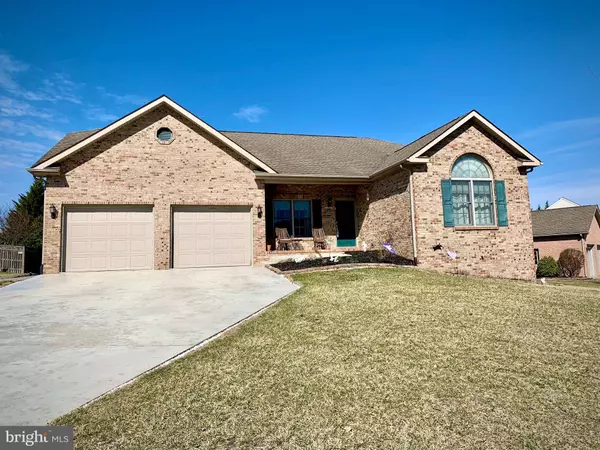 329 CHELTENHAM DR, Stephens City, VA 22655