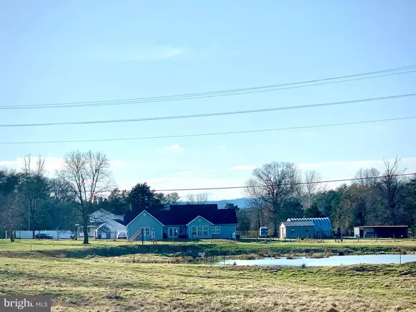 5616 STRASBURG RD, Strasburg, VA 22657