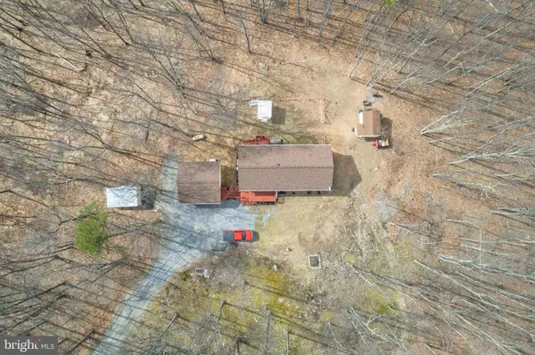 245 JUSTIN RD, Great Cacapon, WV 25422