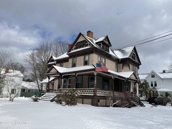 1 E High ST, Ballston Spa, NY 12020