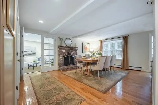 1 Mulberry Cir, Andover, MA 01810