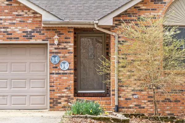 212 Sugar Maple Dr, Dover, TN 37058