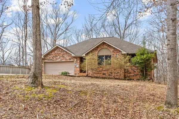 212 Sugar Maple Dr, Dover, TN 37058