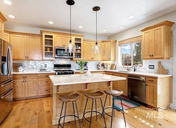 12752 N Humphreys Way, Boise, ID 83714