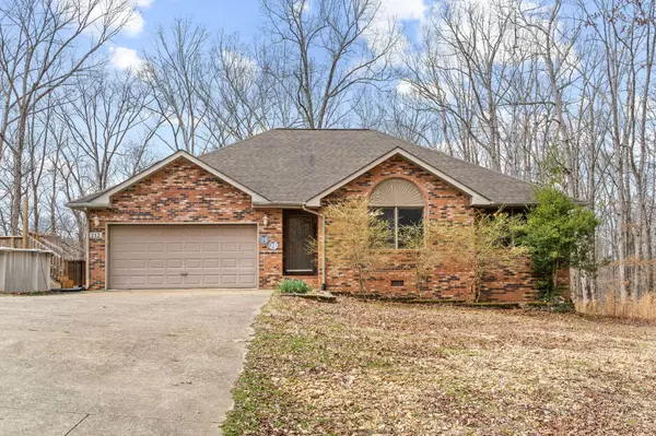 212 Sugar Maple Dr, Dover, TN 37058