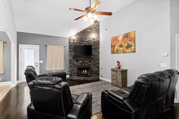 1536 Osage Ct, Clarksville, TN 37040