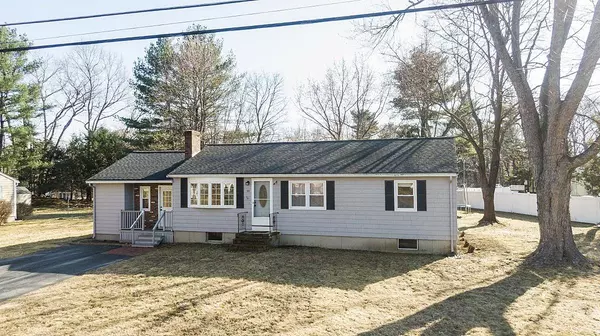 22 Carol AVE, Salem, NH 03079