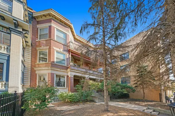 4143 N Sheridan RD #2W, Chicago, IL 60613