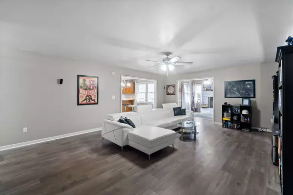 212 Sugar Maple Dr, Dover, TN 37058