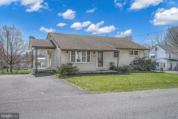 628 ELIZABETH ST, Lebanon, PA 17046