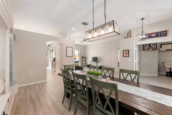 4703 RANCH GROVE CT, Valrico, FL 33596