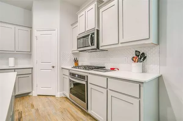 5620 Salt Springs Drive, Fort Worth, TX 76179