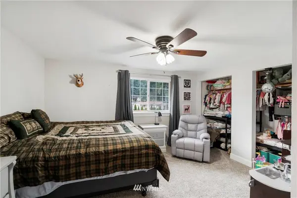 7127 142nd Street Ct E, Puyallup, WA 98373