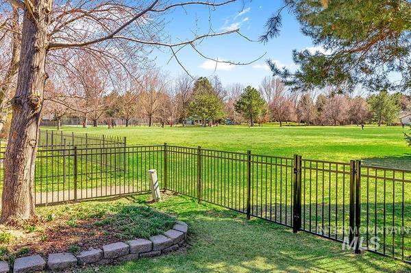 1900 S Londoner Way, Boise, ID 83706