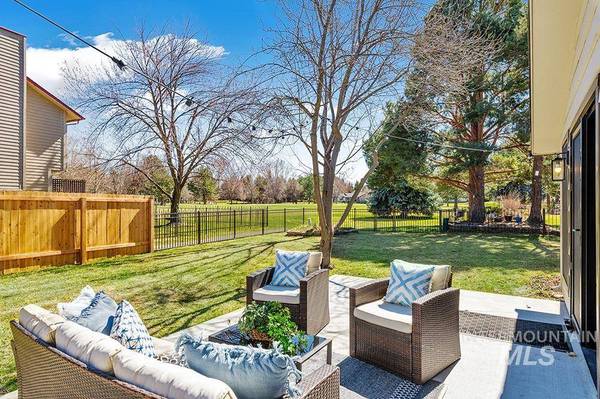 1900 S Londoner Way, Boise, ID 83706