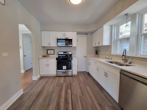 1245 S 12th AVE, Maywood, IL 60153