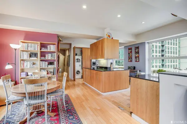 1615 Broadway, Oakland, CA 94612