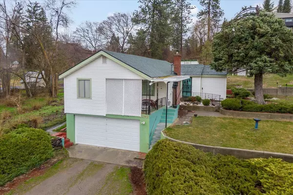 3021 N Belt St, Spokane, WA 99205