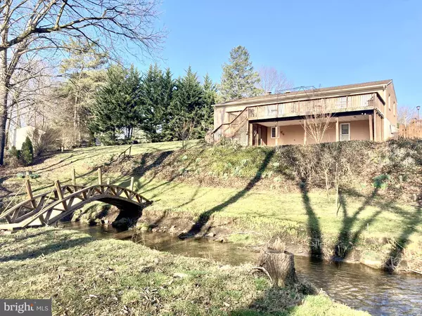 1004 VALLEYBROOK DR, Hagerstown, MD 21742