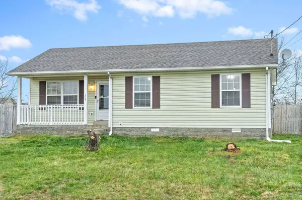 104 Karen Ct, Oak Grove, KY 42262