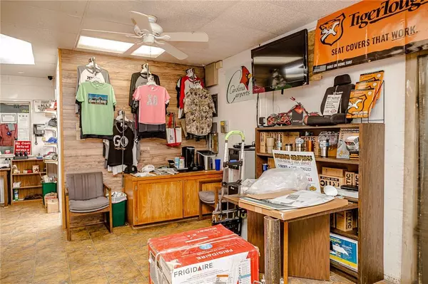 759 W Austin ST, Giddings, TX 78942