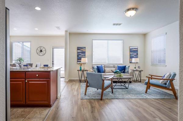 2945 Market ST, Roseville, CA 95747