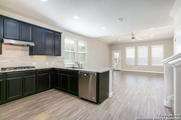 6730 ABBOT Crossing, San Antonio, TX 78249-3233