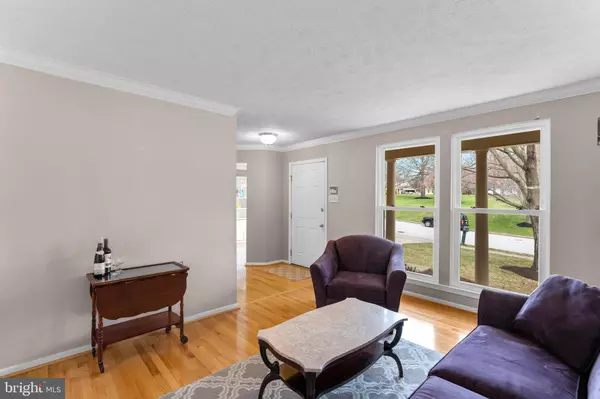 2 RAINDROP CIR, Reisterstown, MD 21136