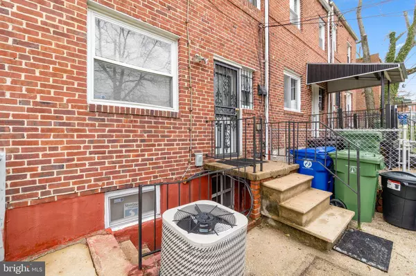 1012 STAMFORD RD, Baltimore, MD 21229