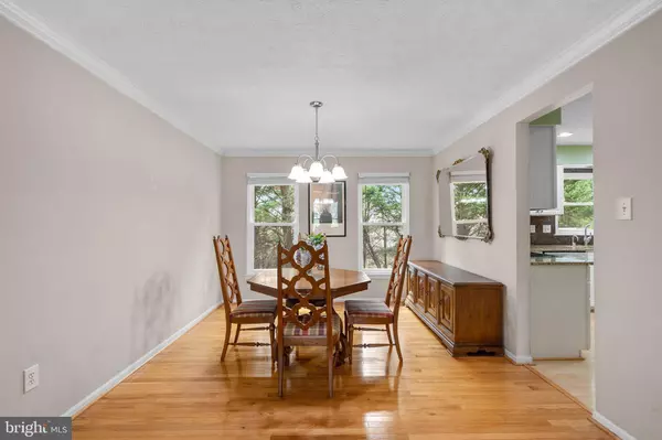 2 RAINDROP CIR, Reisterstown, MD 21136